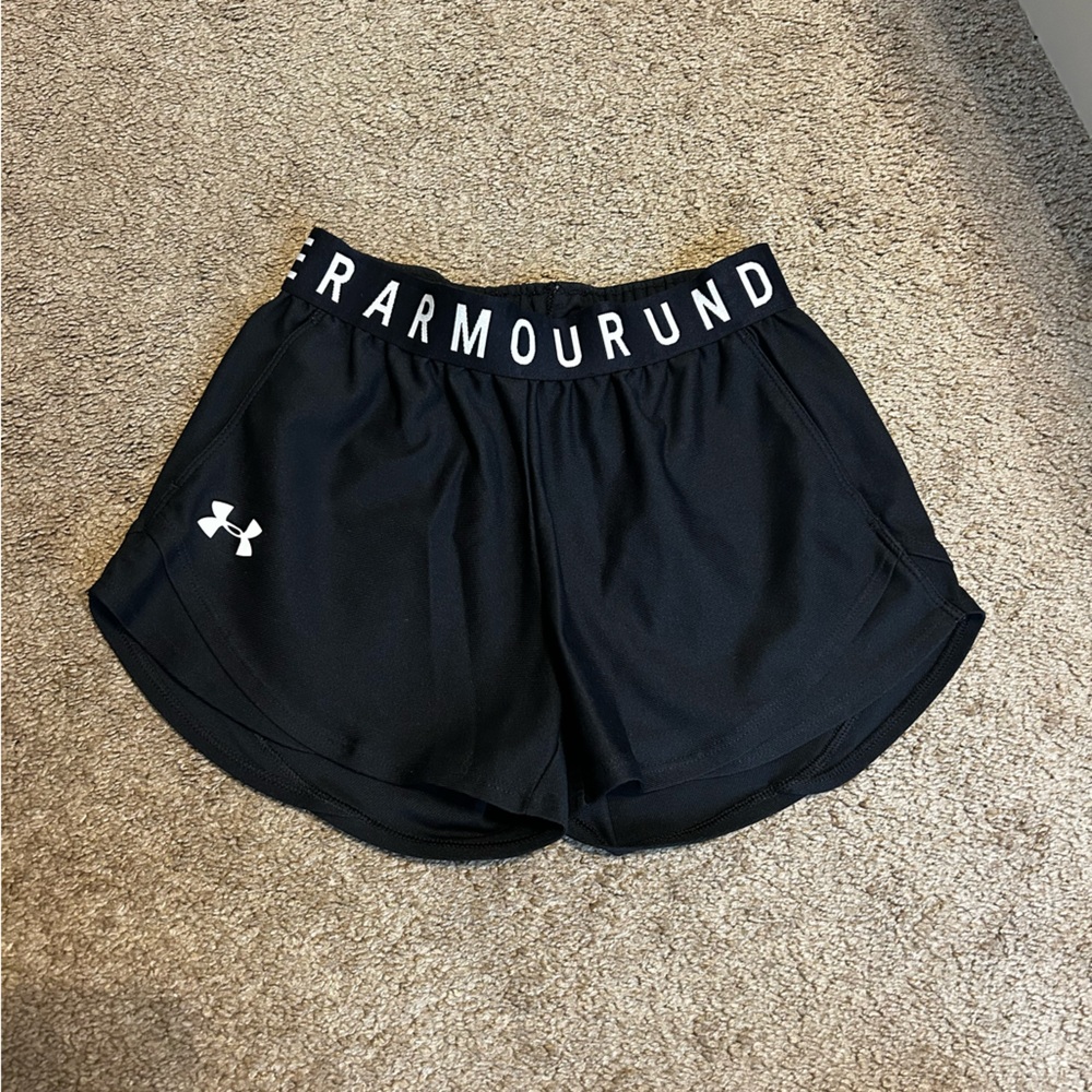 Under Armour Black Athletic Shorts S